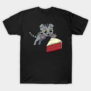 Scottish Fold Cat excited to eat Red Velvet Cake T-Shirt